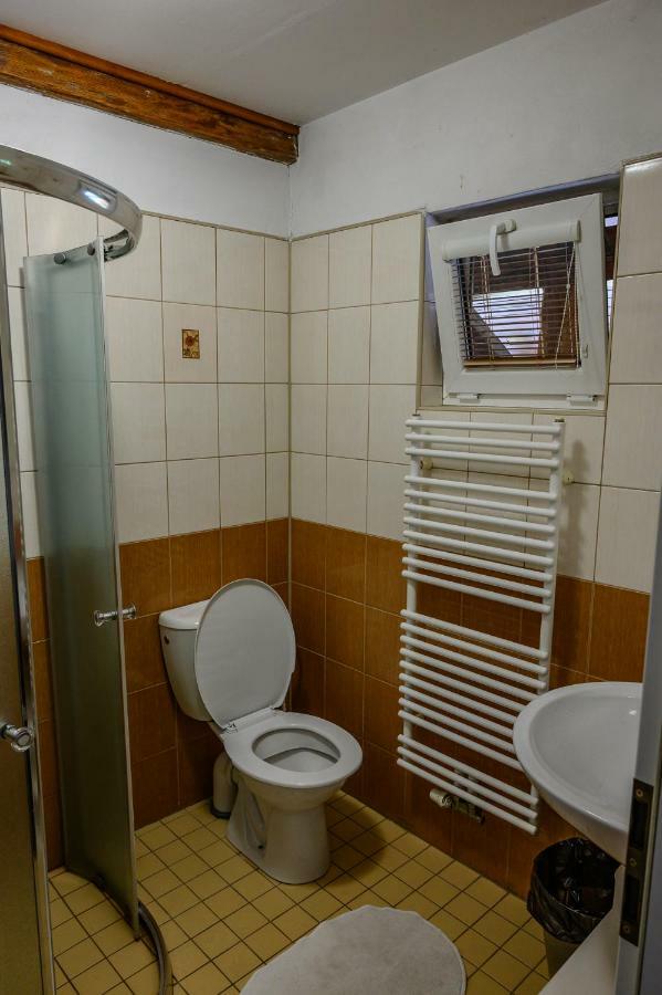 Penzion Tyra Тршинец Экстерьер фото